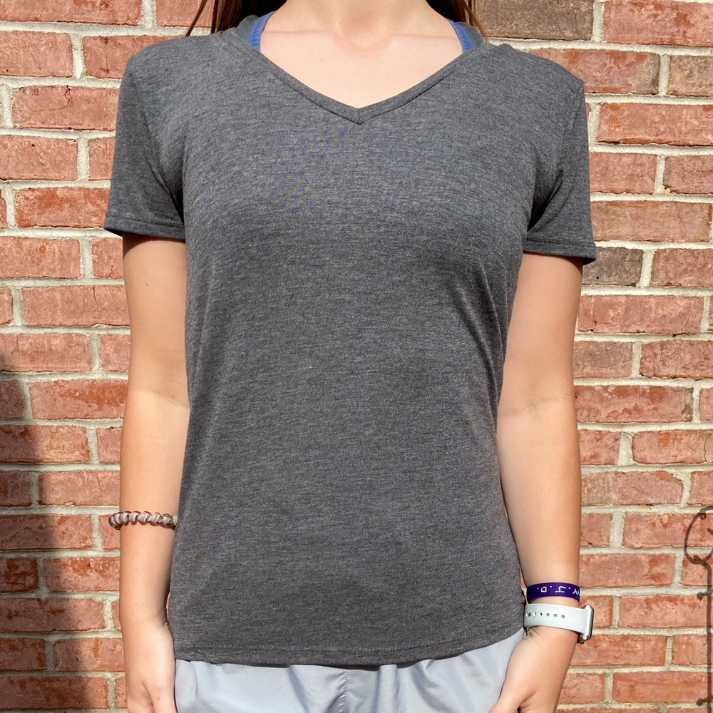 Mudd Gray V-neck T-shirt